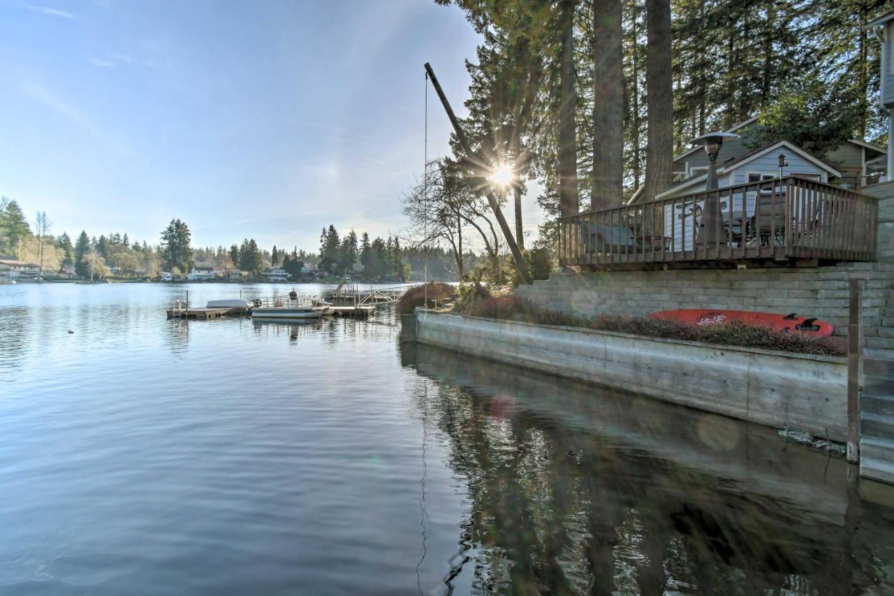 The Peacock House - Waterfront Home With Hot Tub! أولمبيا المظهر الخارجي الصورة